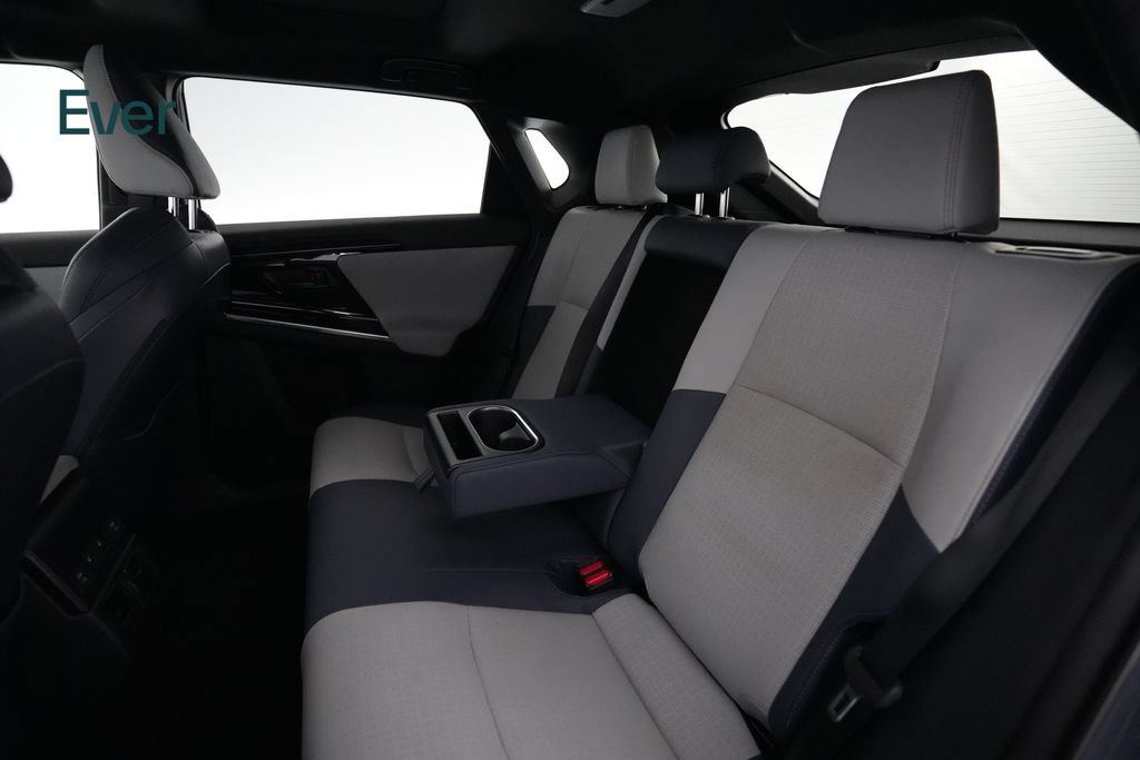 Used 2023 Subaru Solterra AWD image 22