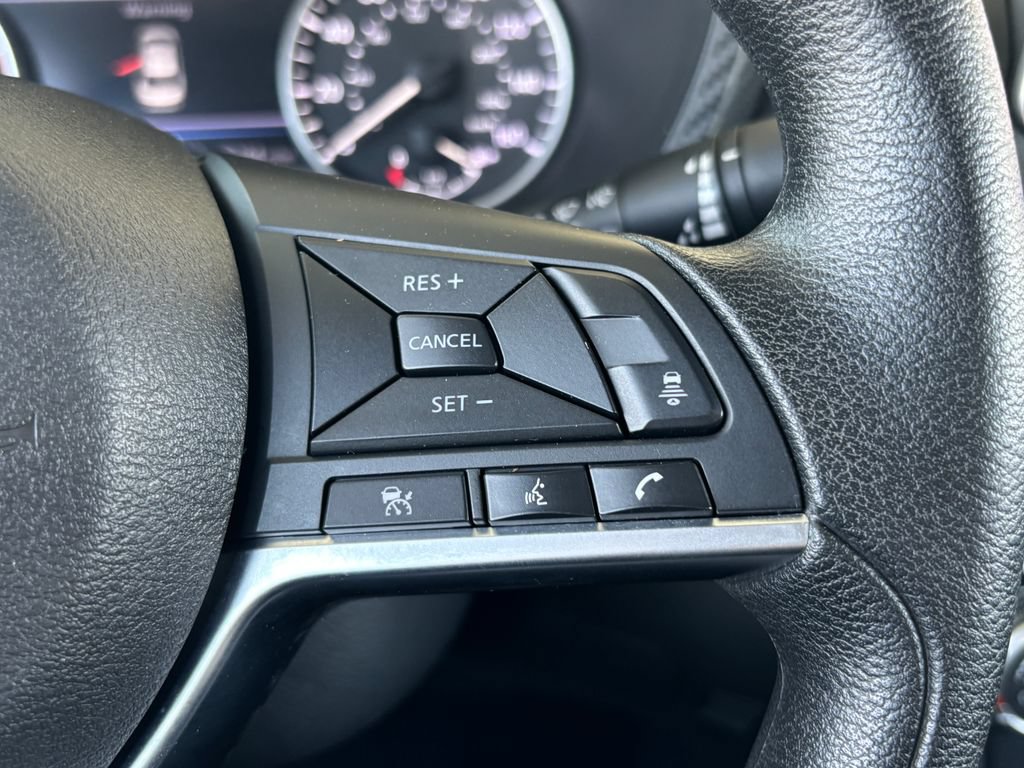 Used 2024 Nissan Sentra SV FWD image 12