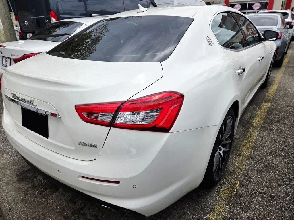 Used 2020 Maserati Ghibli RWD image 5