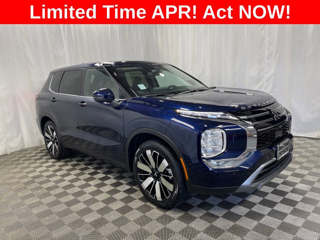 New 2025 Mitsubishi Outlander SE image 2