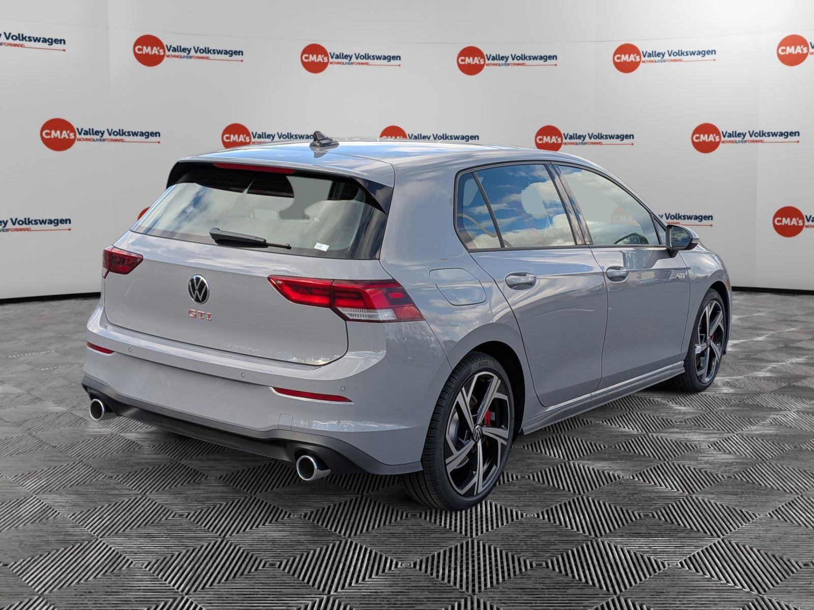 New 2026 Volkswagen Golf SE FWD image 5