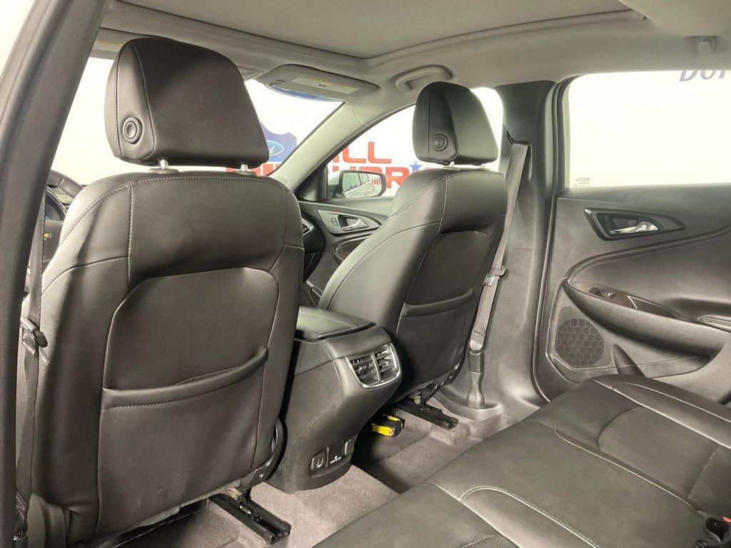 Used 2018 Chevrolet Malibu Premier w/ Premier Sun and Wheel Package FWD image 15