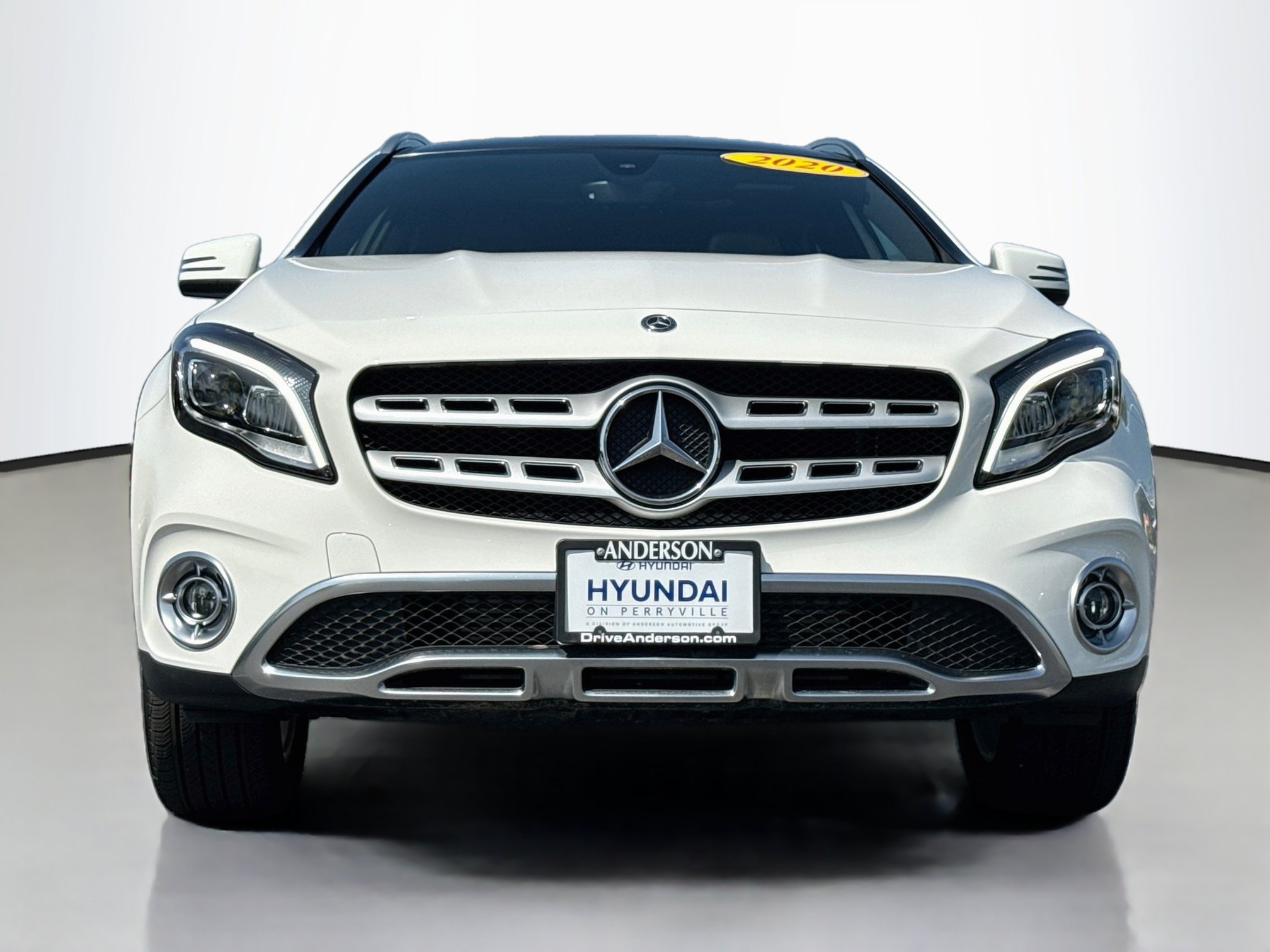 Used 2020 Mercedes-Benz GLA 250 4MATIC image 2
