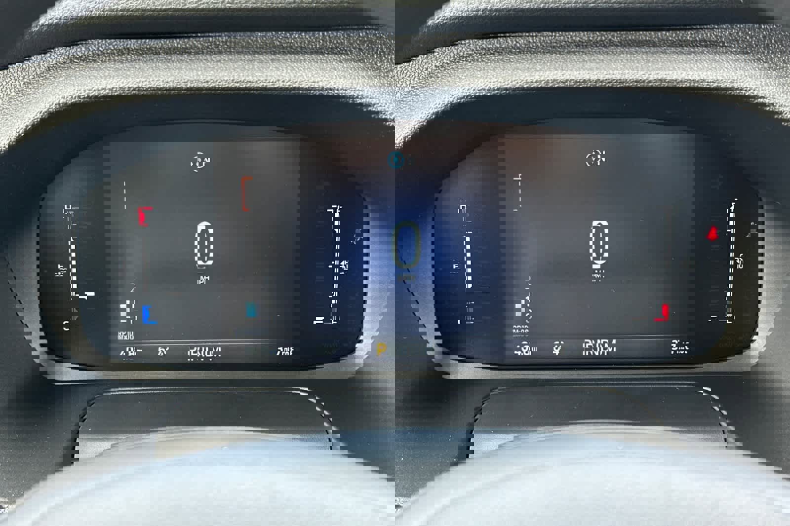 New 2026 Ford Transit 250 148 Medium Roof w/ Load Area Protection Package image 24