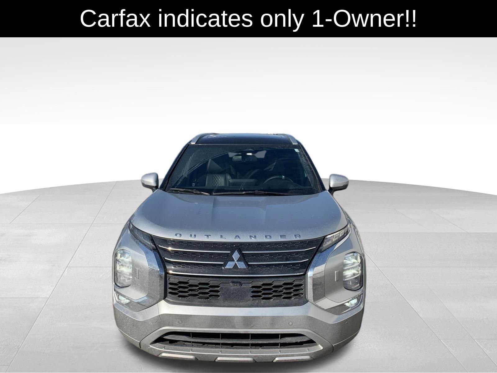 Used 2023 Mitsubishi Outlander SEL image 2