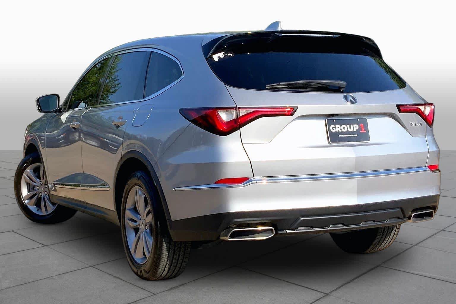 Used 2024 Acura MDX FWD image 12