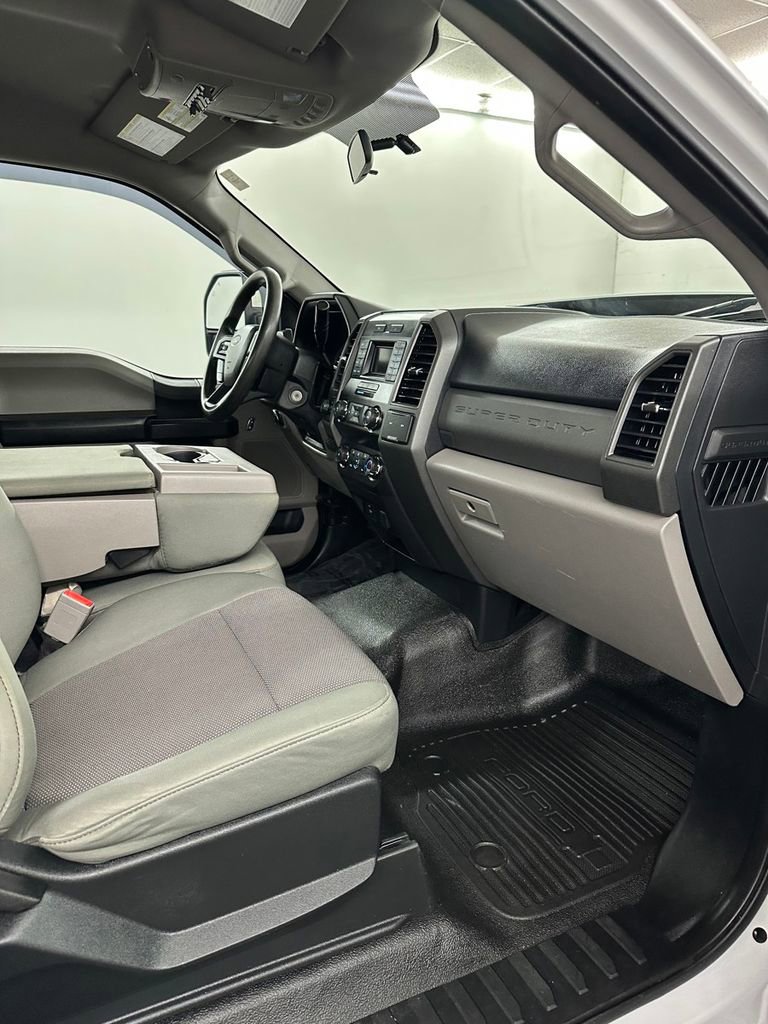 Used 2019 Ford F250 XL w/ STX Appearance Package image 30