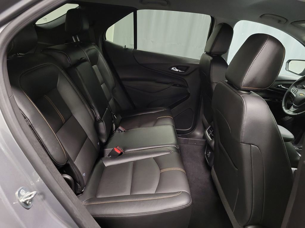 Used 2023 Chevrolet Equinox Premier AWD/4WD image 25