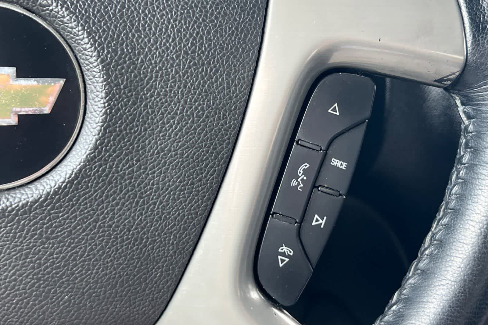 Used 2012 Chevrolet Avalanche LT image 29