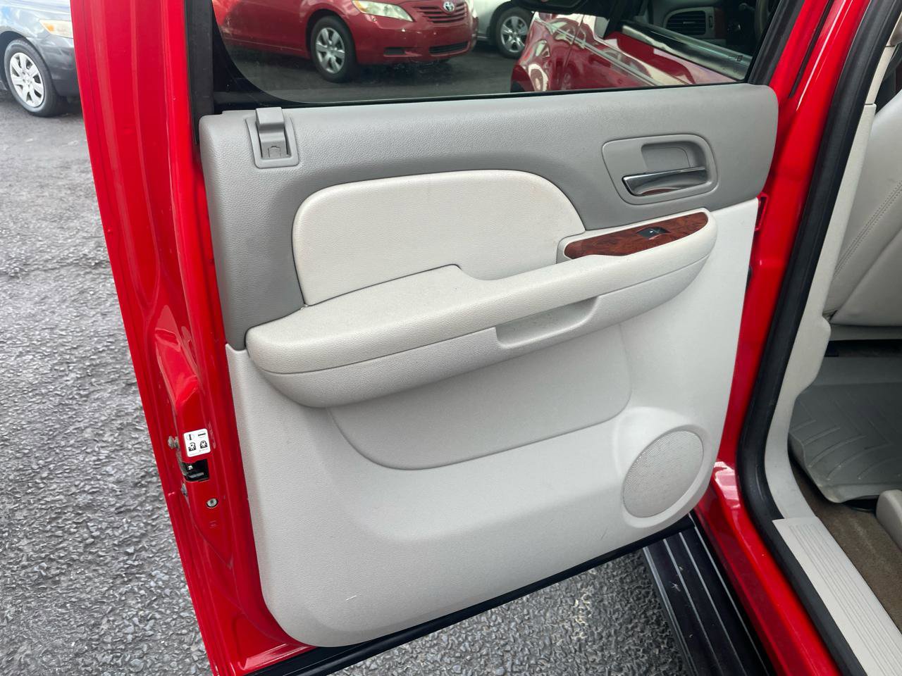 Used 2012 Chevrolet Avalanche LT w/ All-Star Edition image 27