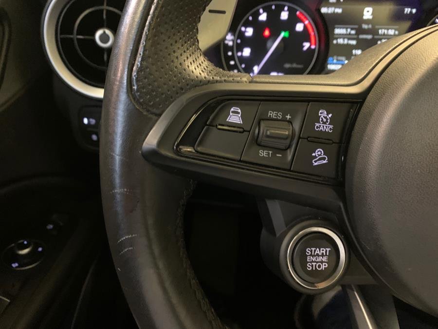 Used 2023 Alfa Romeo Stelvio Veloce AWD/4WD image 26