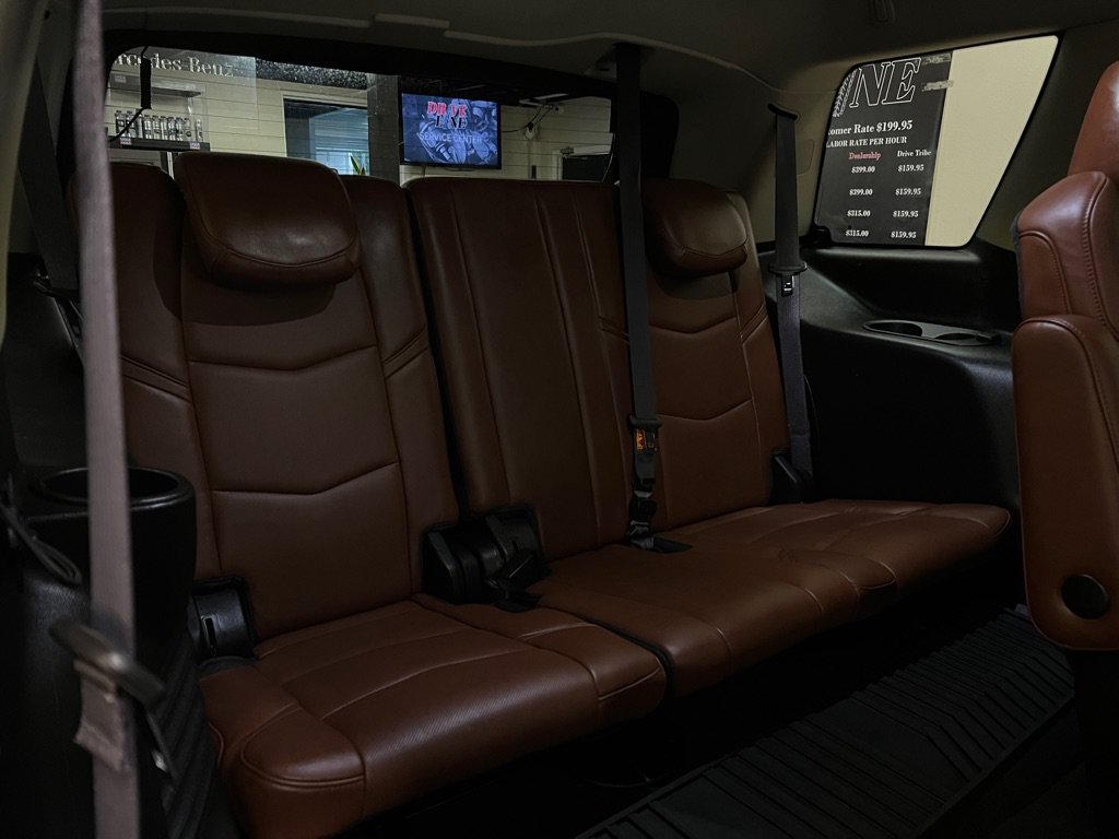 Used 2016 Cadillac Escalade Premium AWD/4WD image 20