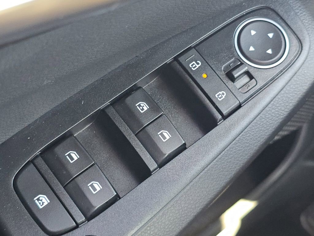 Used 2025 Kia Seltos EX image 29