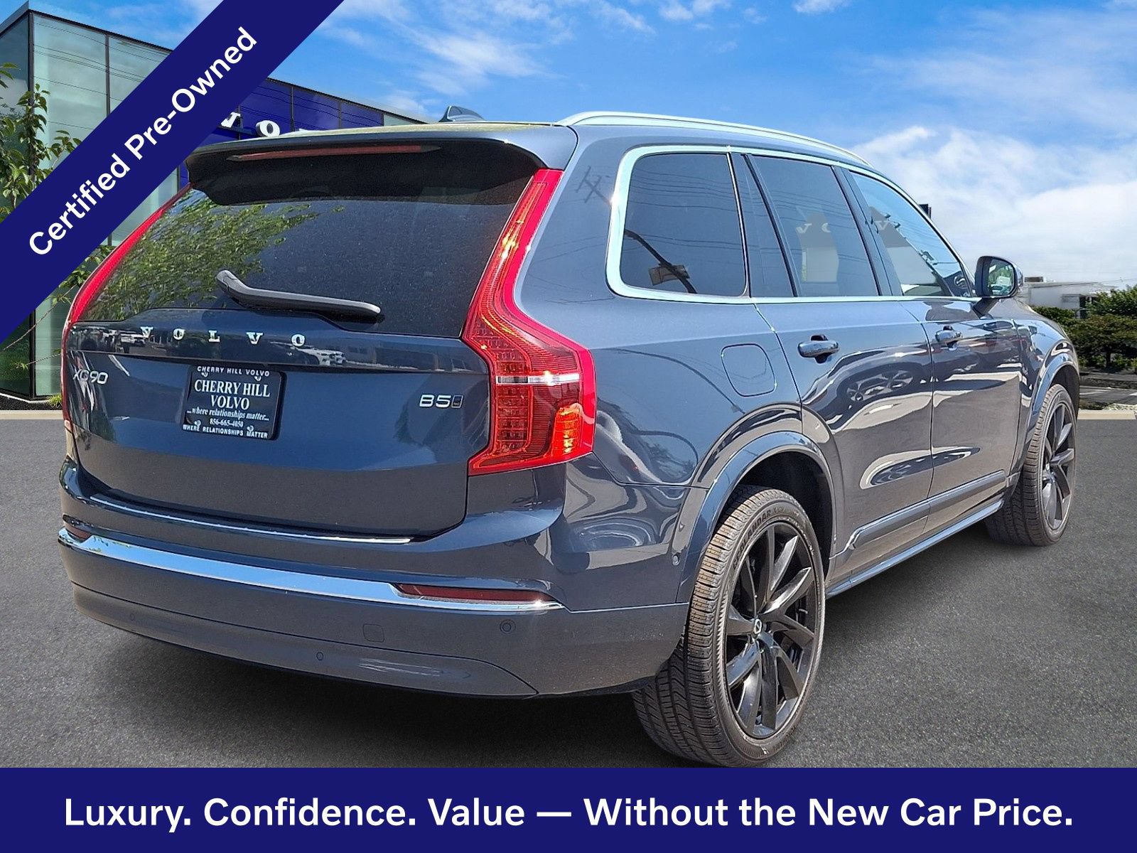 Certified 2023 Volvo XC90 B5 Plus w/ Protection Package Premier AWD/4WD image 7