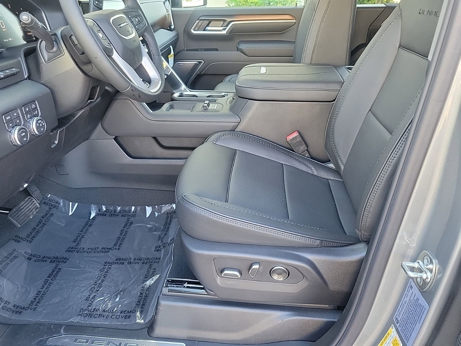 New 2026 GMC Sierra 3500 Denali w/ Denali Reserve Package image 11
