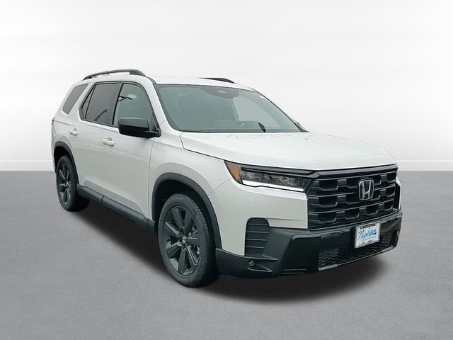 New 2026 Honda Pilot Sport image 3