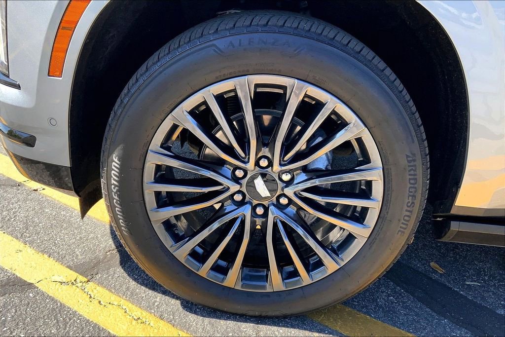 Certified 2025 Cadillac Escalade ESV Sport w/ Touring Package image 12