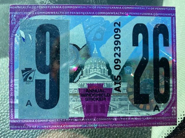 Used 2015 Chevrolet Sonic LS image 21