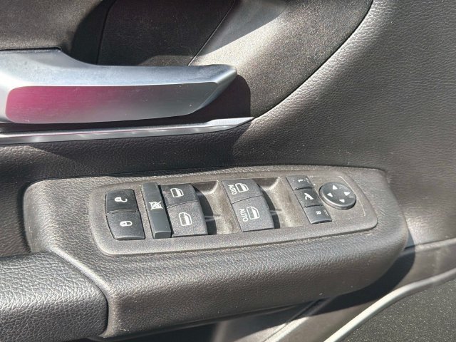 Used 2022 RAM 1500 Big Horn AWD/4WD image 12
