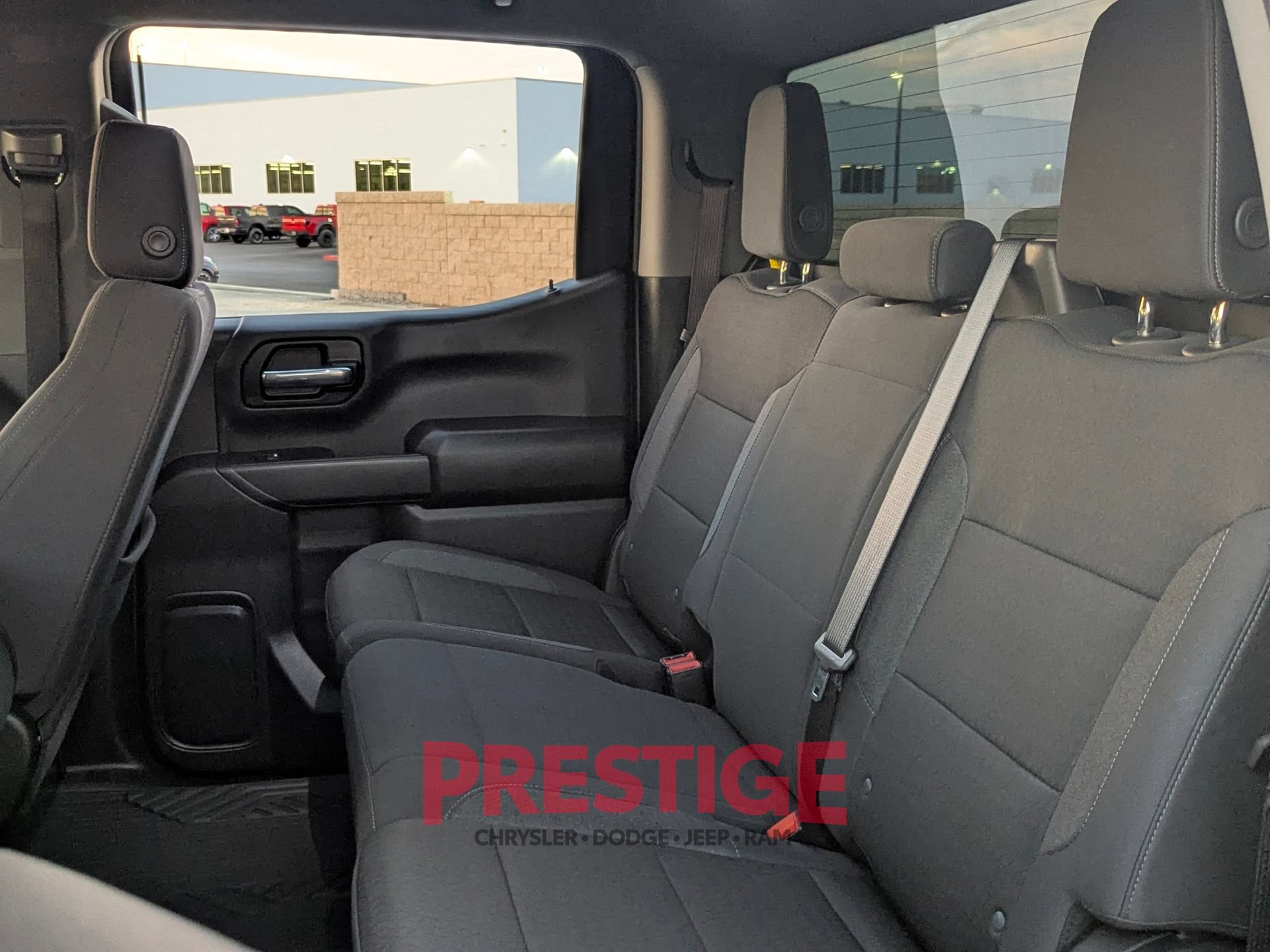 Used 2025 Chevrolet Silverado 1500 Custom Trail Boss w/ Turbomax Blackout Package AWD/4WD image 29