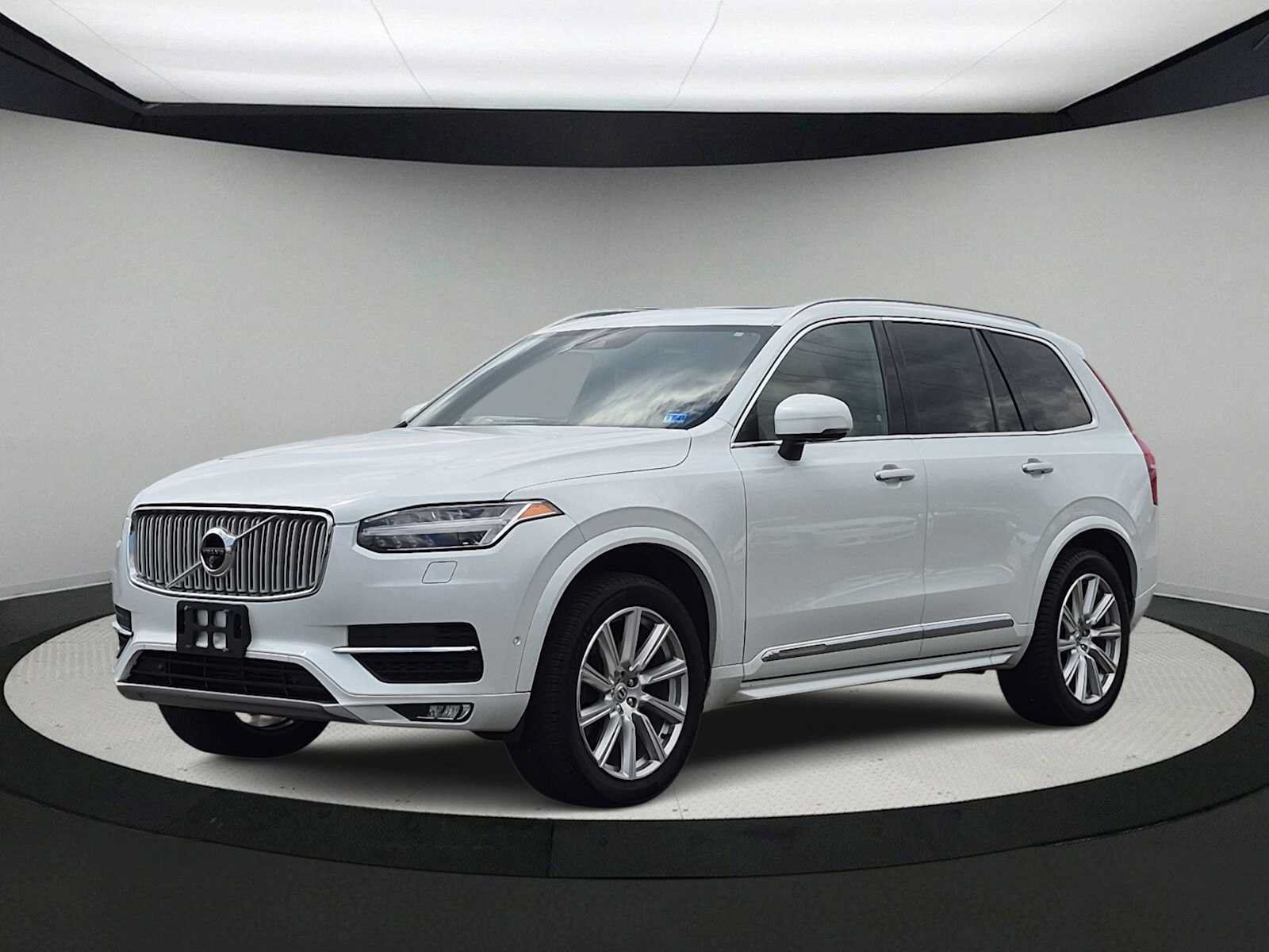 Used 2018 Volvo XC90 T6 Inscription w/ Convenience Package AWD/4WD image 4