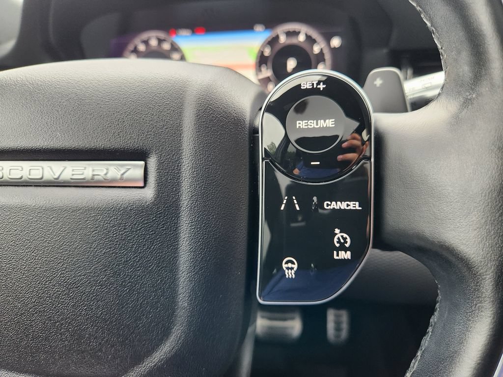 Used 2020 Land Rover Discovery Sport S R-Dynamic AWD/4WD image 32