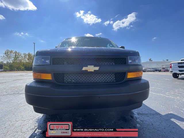 New 2025 Chevrolet Express 3500 w/ Driver Convenience Package image 28