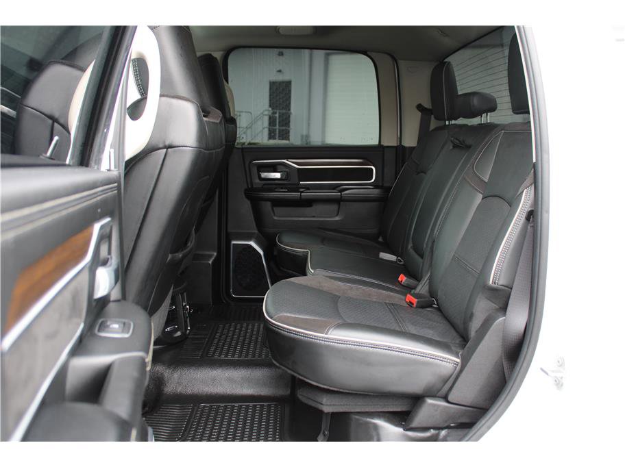 Used 2024 RAM 5500 Laramie image 13