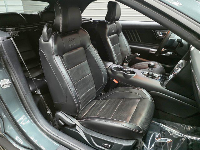 Used 2015 Ford Mustang GT Premium w/ Equipment Group 401A RWD image 16