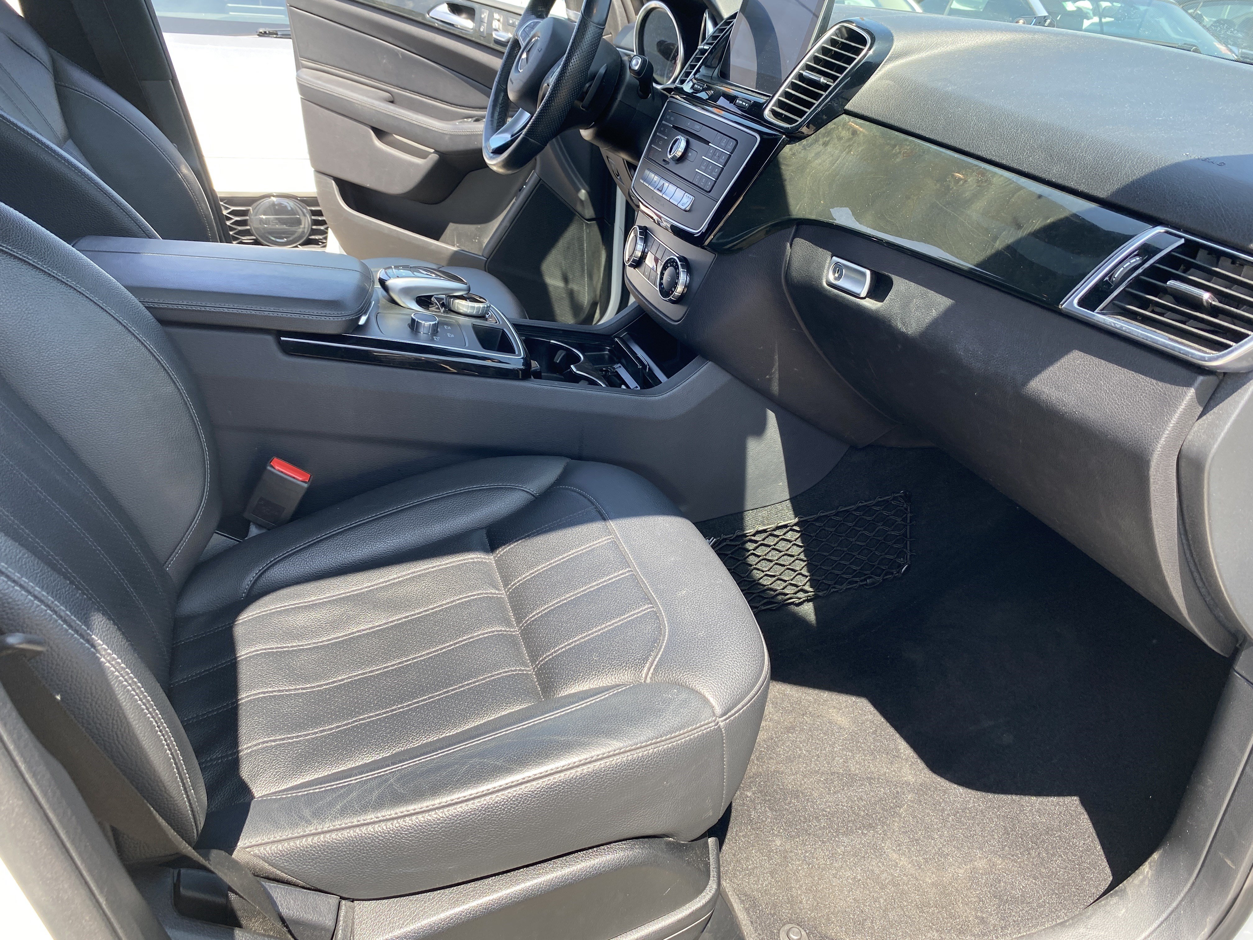 Used 2017 Mercedes-Benz GLE 350 w/ Premium 1 Package image 19