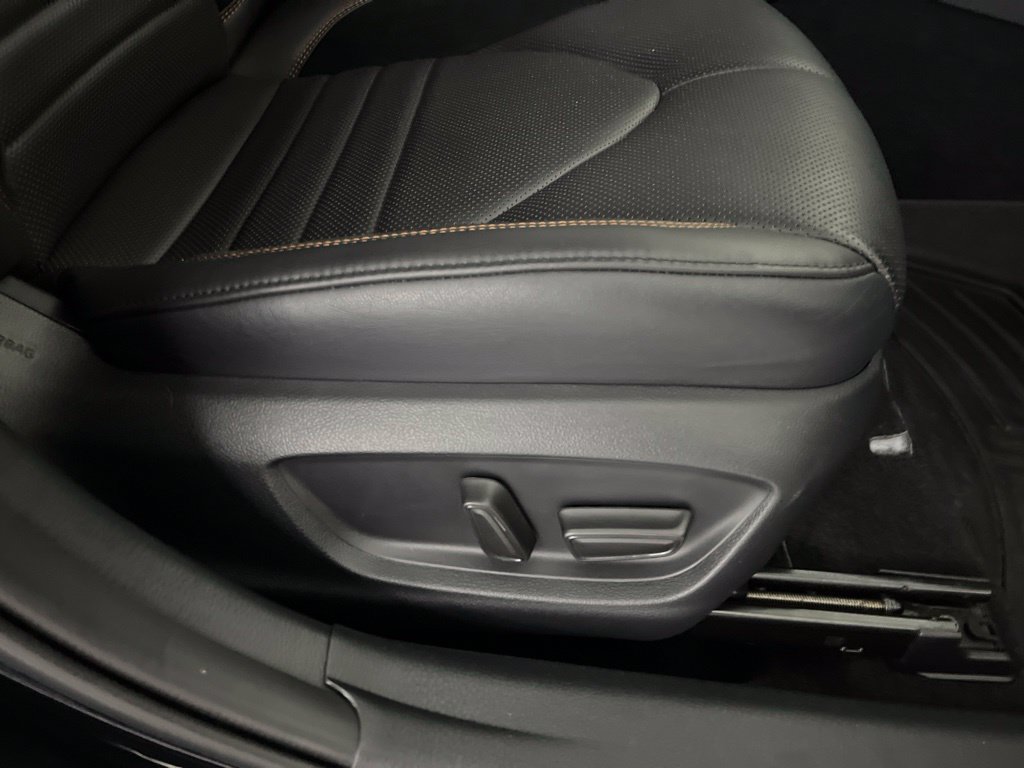 Used 2019 Toyota Avalon XSE w/ All Weather Liner Package FWD image 55