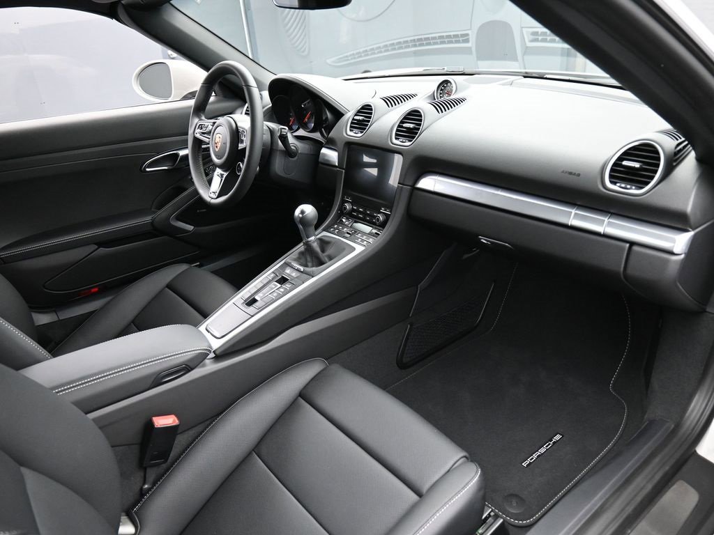 New 2025 Porsche 718 Boxster image 28