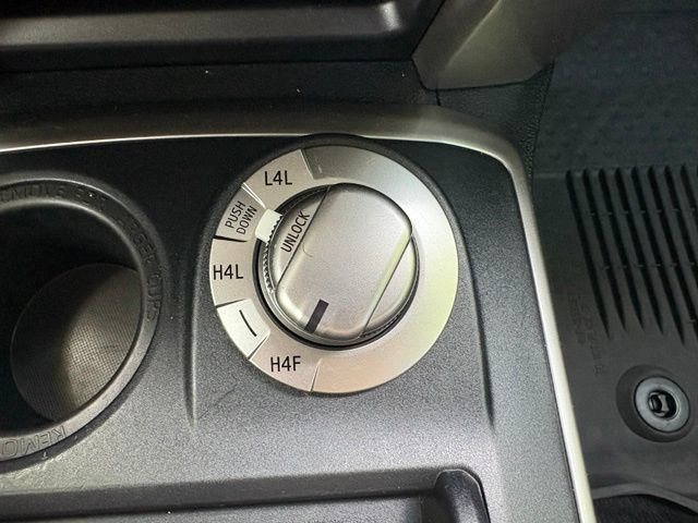 Used 2022 Toyota 4Runner Limited AWD/4WD image 27