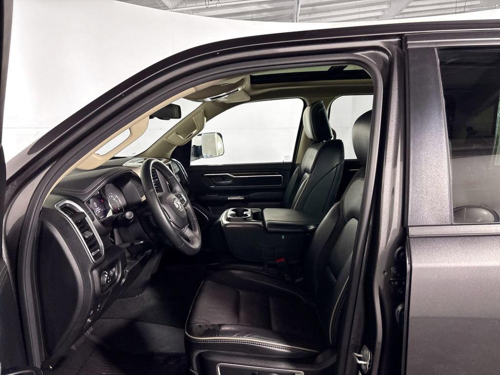 Used 2020 RAM 1500 Laramie AWD/4WD image 11
