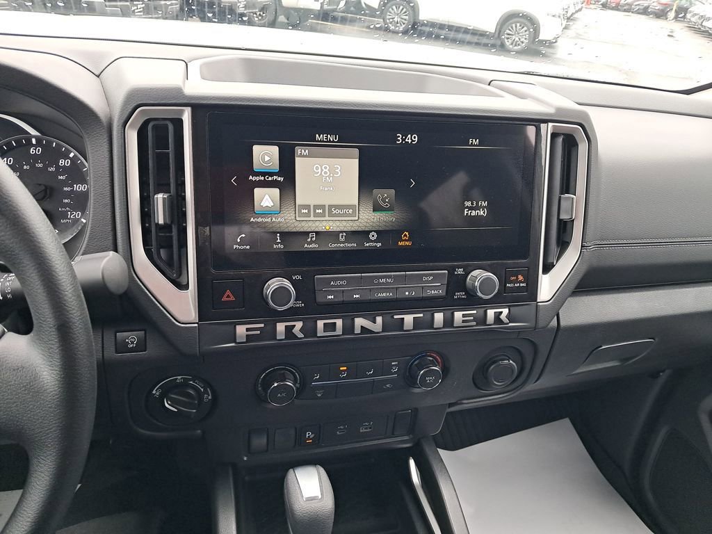 Certified 2025 Nissan Frontier SV image 36