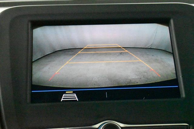 Used 2020 Chevrolet Equinox LT w/ Driver Convenience Package image 20