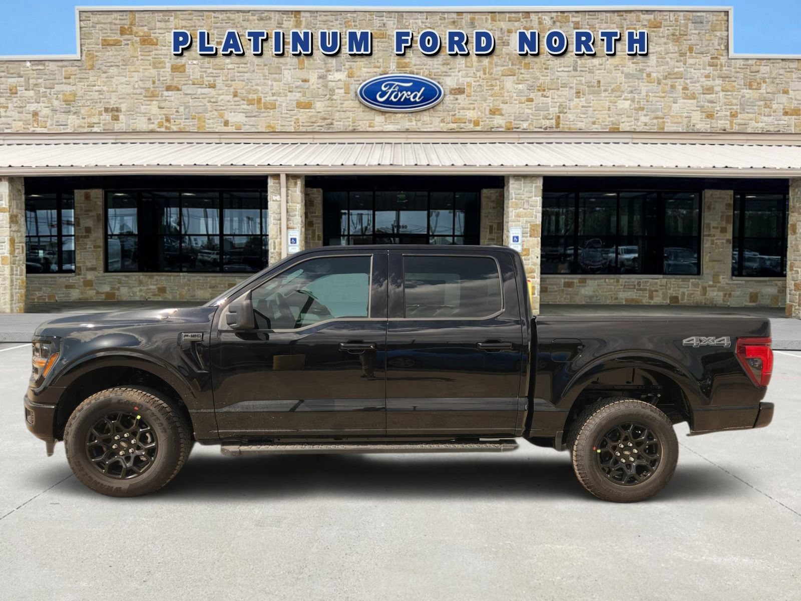 New 2026 Ford F150 XLT w/ XLT Black Appearance Package AWD/4WD video 3