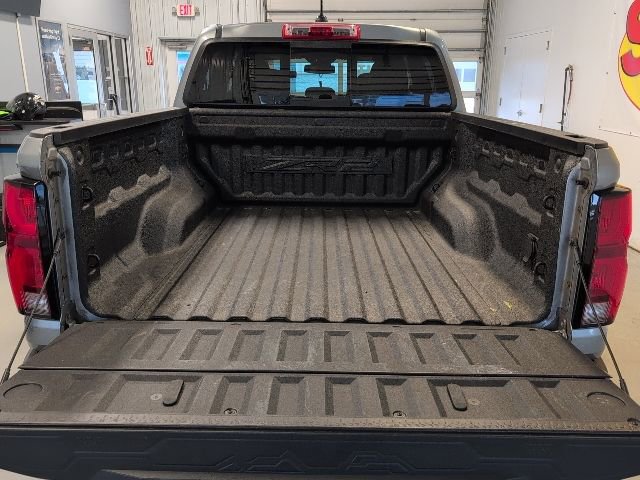 Certified 2024 Chevrolet Colorado ZR2 w/ ZR2 Convenience Package III image 35