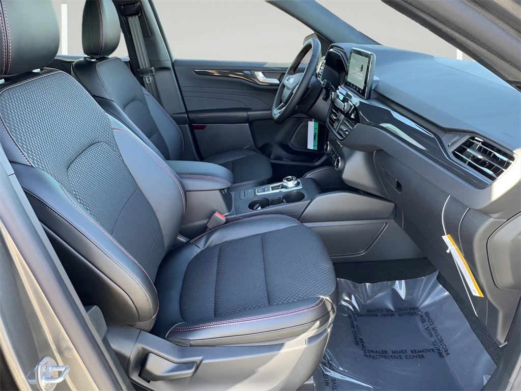 New 2025 Ford Escape ST-Line w/ Equipment Group 301A image 26