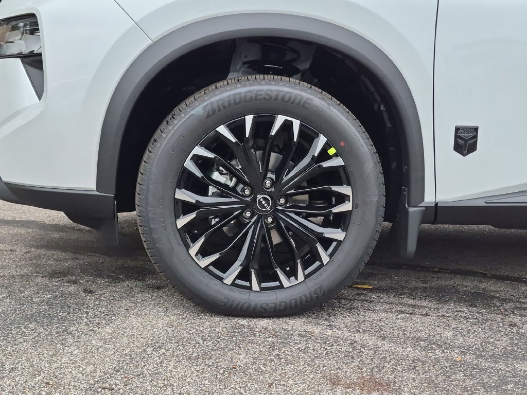 New 2026 Nissan Rogue Dark Armor AWD/4WD image 13