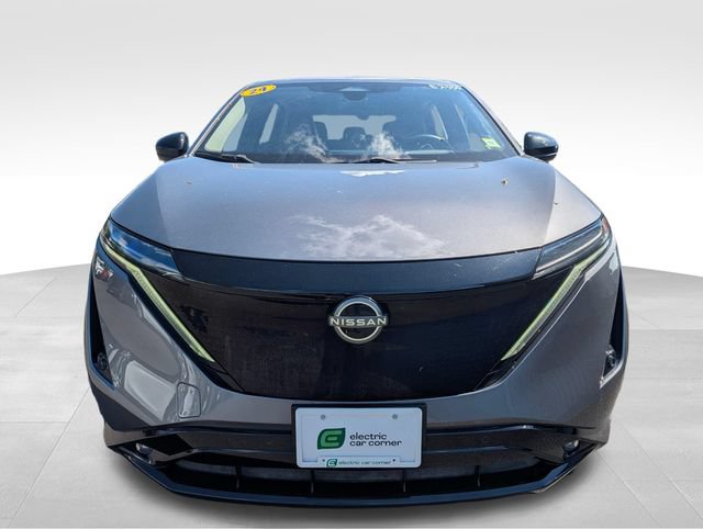 Used 2024 Nissan Ariya AWD image 2