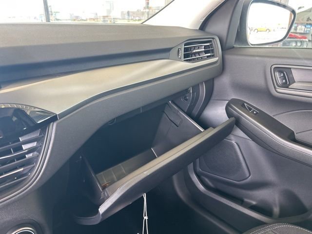 New 2025 Ford Escape Active w/ Cold Weather Package image 39