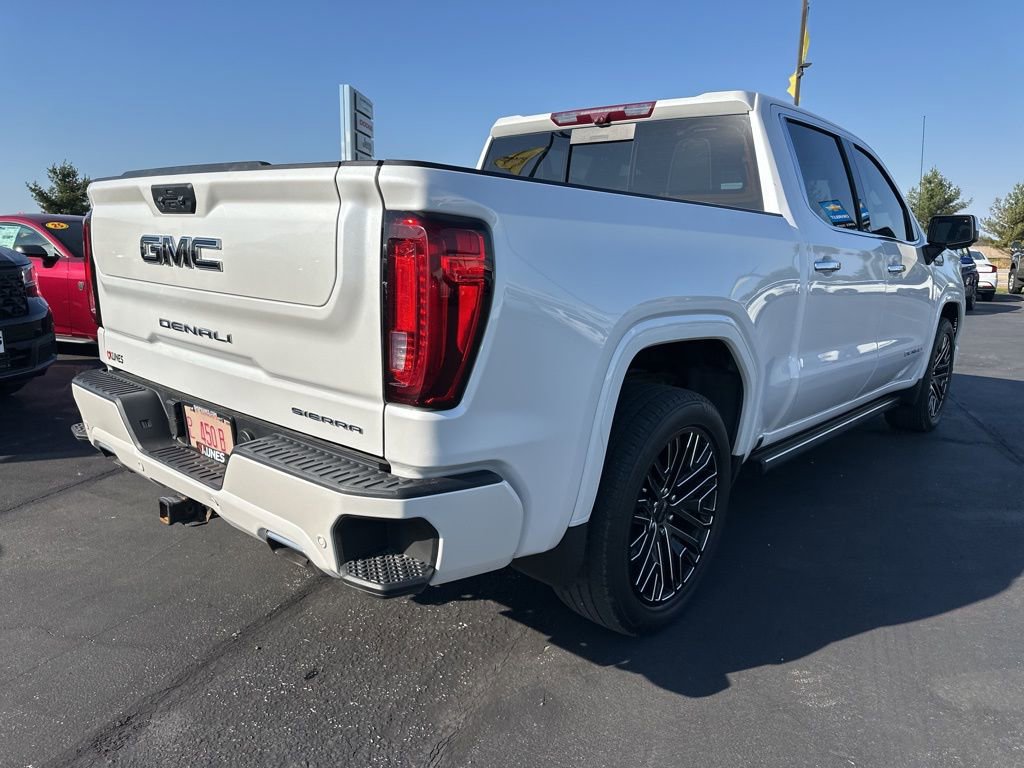 Used 2022 GMC Sierra 1500 Denali Ultimate image 9