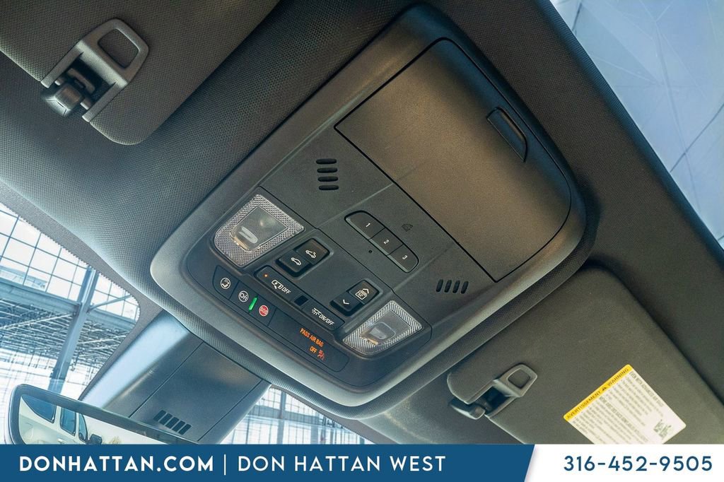 Used 2023 Chevrolet Blazer Premier w/ Driver Confidence II Package AWD/4WD image 11