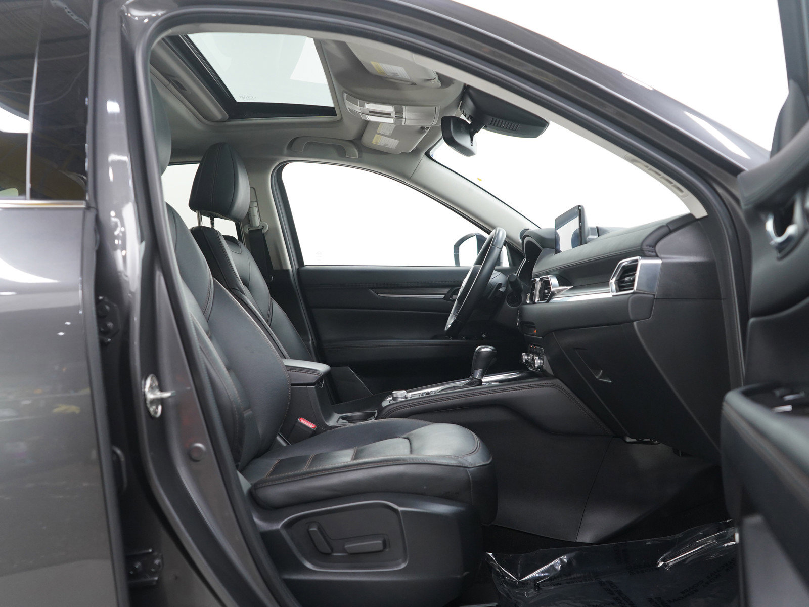 Used 2022 MAZDA CX-5 AWD 2.5 S w/ Premium Package image 9