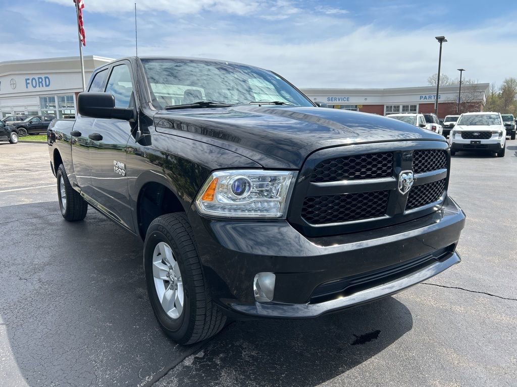 Used 2018 RAM 1500 Express AWD/4WD image 11