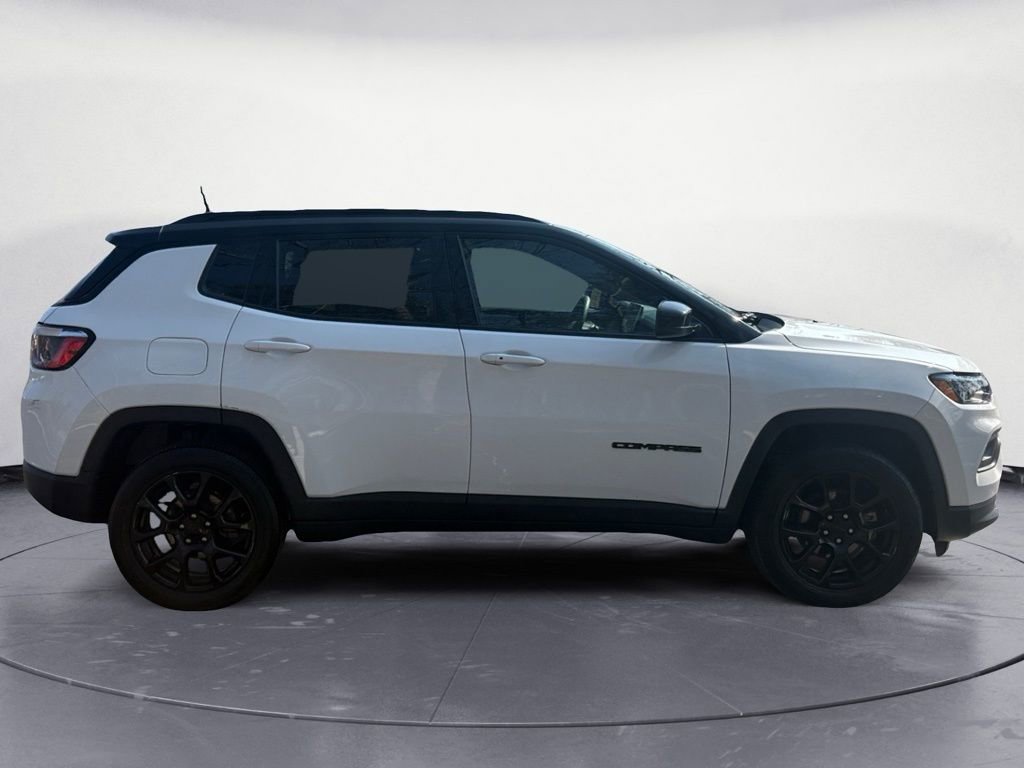 Used 2022 Jeep Compass Altitude image 6