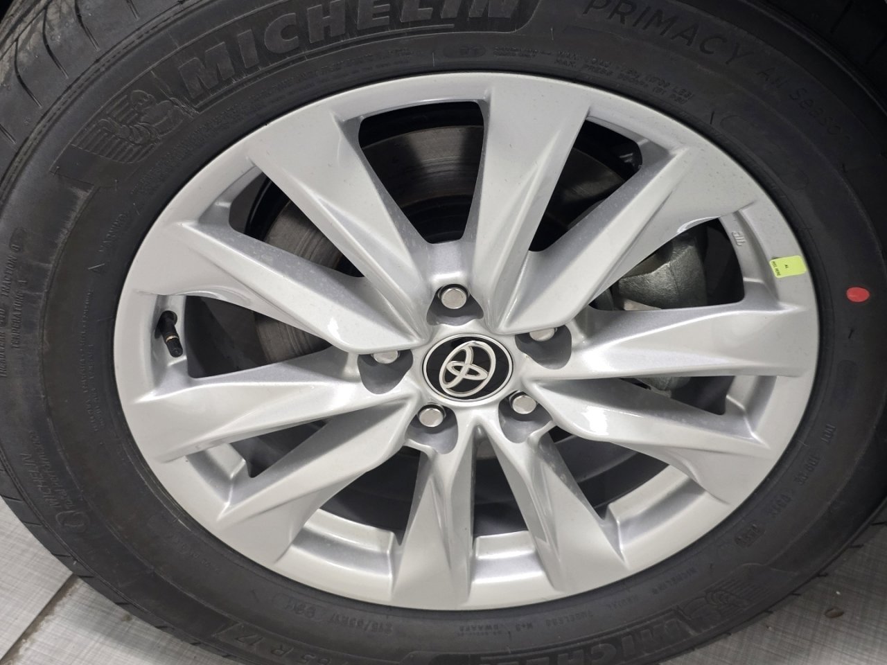 New 2026 Toyota Corolla Cross LE image 8