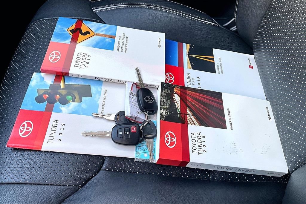 Certified 2019 Toyota Tundra SR5 w/ SR5 Upgrade Package AWD/4WD image 38