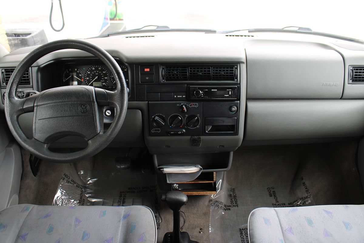 Used 1997 Volkswagen Eurovan Camper FWD image 42